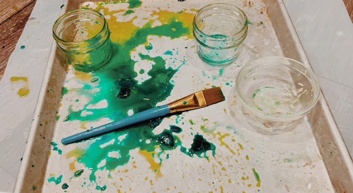 How to mindfully observe your child paint to become more present